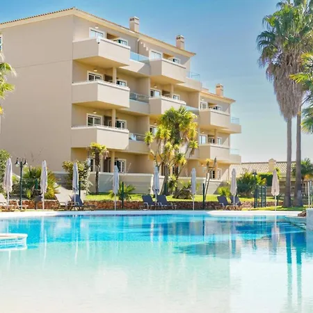 V Plazza Garage Heated Pool View Flat דירה *