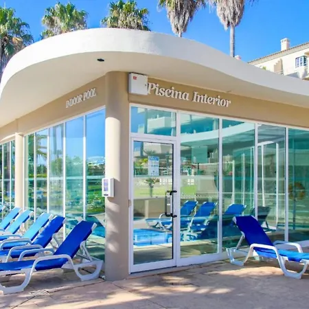 V Plazza Garage Heated Pool View Flat