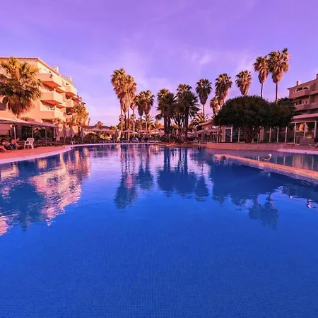 V Plazza Garage Heated Pool View Flat * פורטימאו